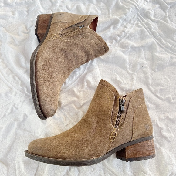 Born Malta II Taupe Distressed Booties Size 10 New - Picture 3 of 12